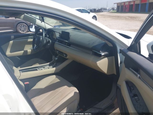 JM1GL1VM5M1613898 Mazda Mazda6 Touring