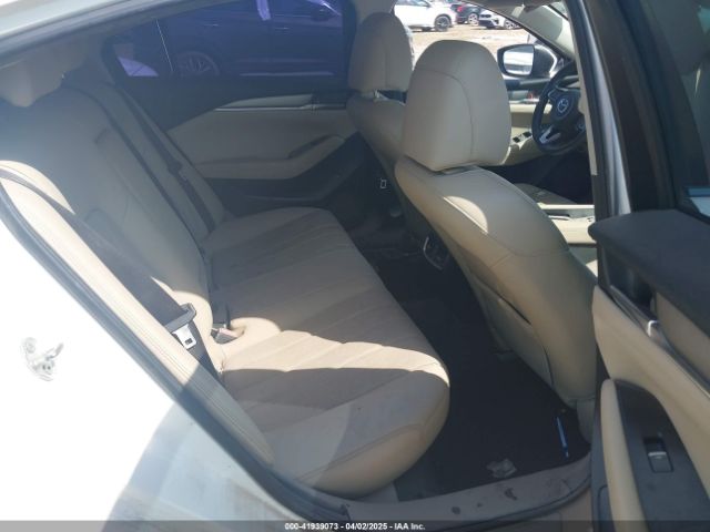 JM1GL1VM5M1613898 Mazda Mazda6 Touring