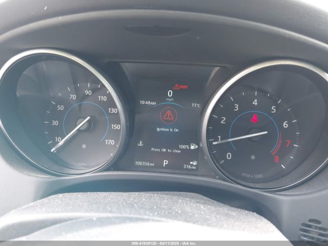 SAJAJ4BV8HA966475 Jaguar Xe 35t Premium