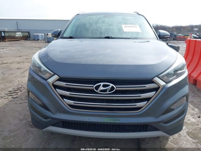 KM8J33A22HU396736 Hyundai Tucson Limited