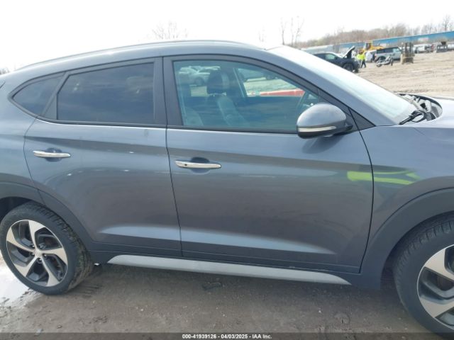 KM8J33A22HU396736 Hyundai Tucson Limited