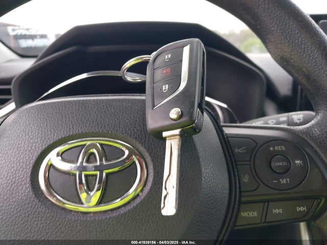 2T3G1RFV0LC106162 Toyota RAV4 LE