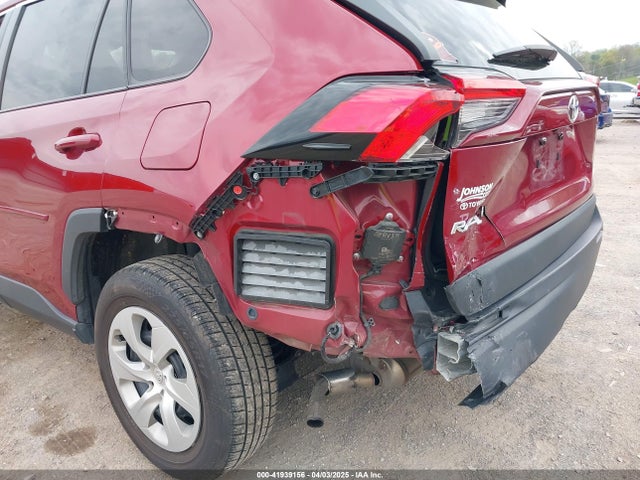 2T3G1RFV0LC106162 Toyota RAV4 LE