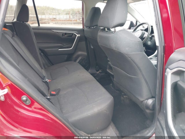 2T3G1RFV0LC106162 Toyota RAV4 LE
