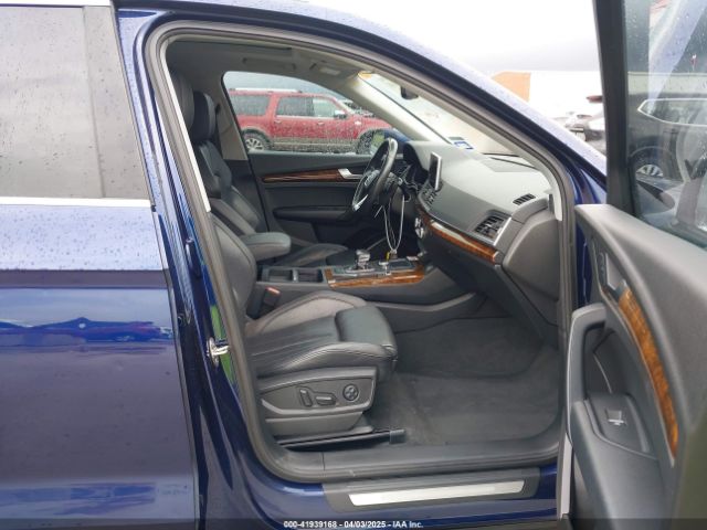WA1BNAFY5J2104383 Audi Q5 2.0t Premium/2.0t Tech Premium