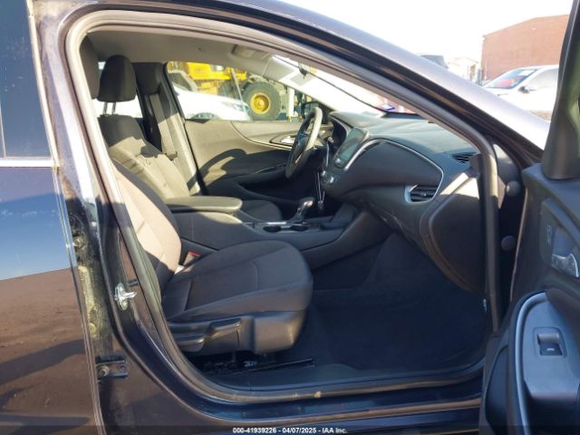 1G1ZB5STXNF213959 Chevrolet Malibu Fwd Ls
