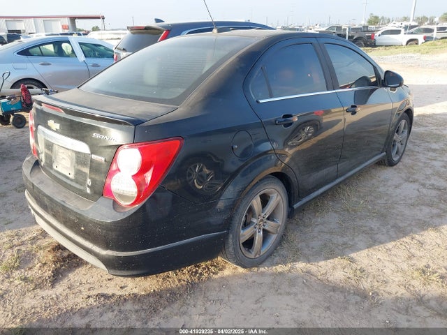Chevrolet Sonic Rs Auto 2015 1G1JG5SB2F4147779 Image 4