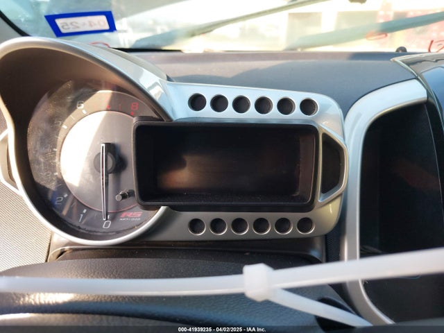 Chevrolet Sonic Rs Auto 2015 1G1JG5SB2F4147779 Image 7