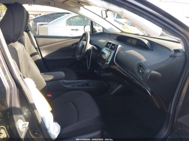 JTDKARFU8K3099401 Toyota Prius Le