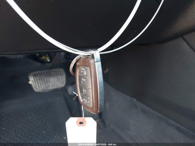 5NPE34AF2JH676770 Hyundai SONATA SEL