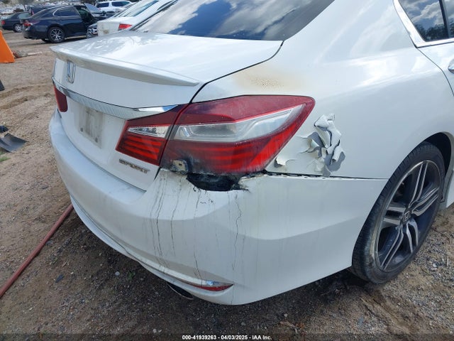 1HGCR2F52GA116582 Honda Accord Sport