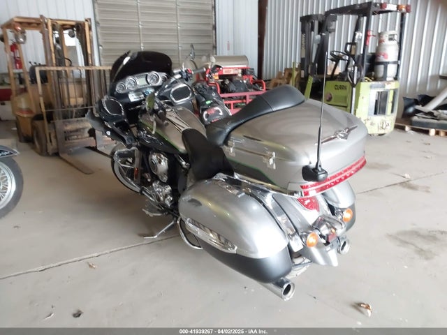 2020 KAWASAKI VN1700 JKBVNRB12LA021342 Photo 2