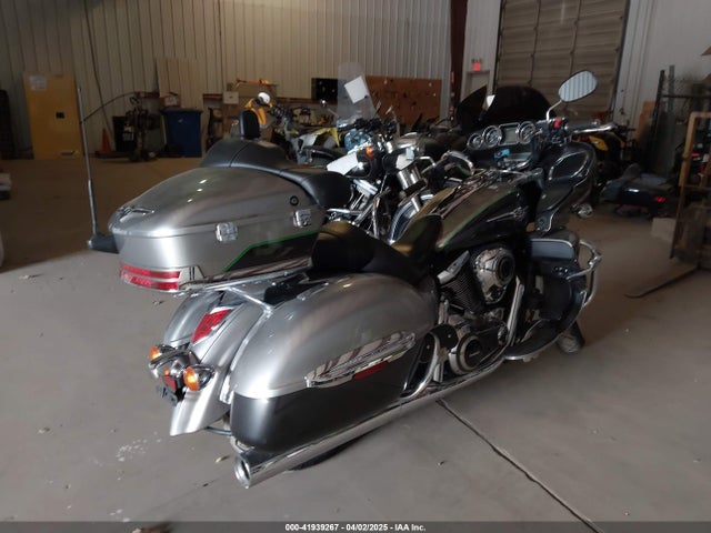 2020 KAWASAKI VN1700 JKBVNRB12LA021342 Photo 3