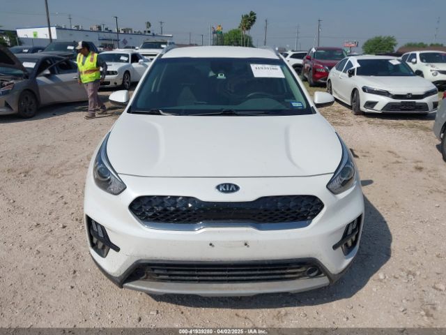 KNDCB3LCXL5400184 KIA Niro Lxs
