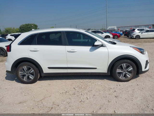 KNDCB3LCXL5400184 KIA Niro Lxs