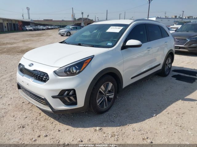 KNDCB3LCXL5400184 KIA Niro Lxs