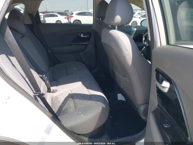 KNDCB3LCXL5400184 KIA Niro Lxs