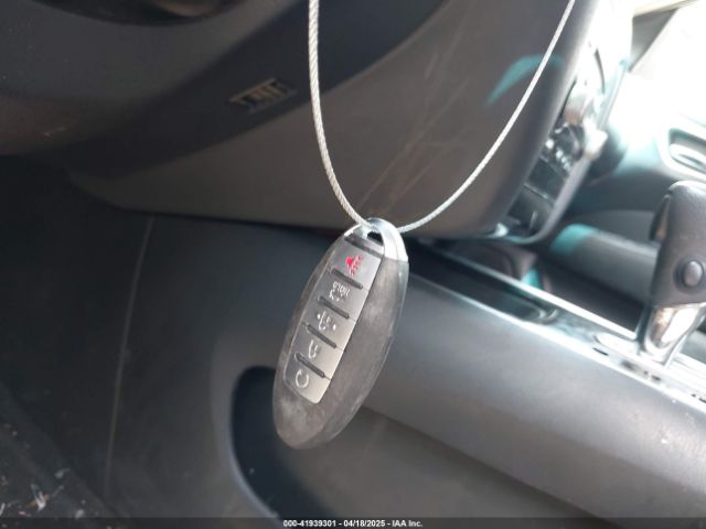 5N1AR2MM5EC689313 Nissan Pathfinder S