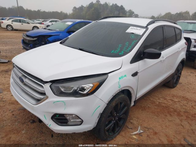 1FMCU0GDXKUA74253 Ford ESCAPE SE