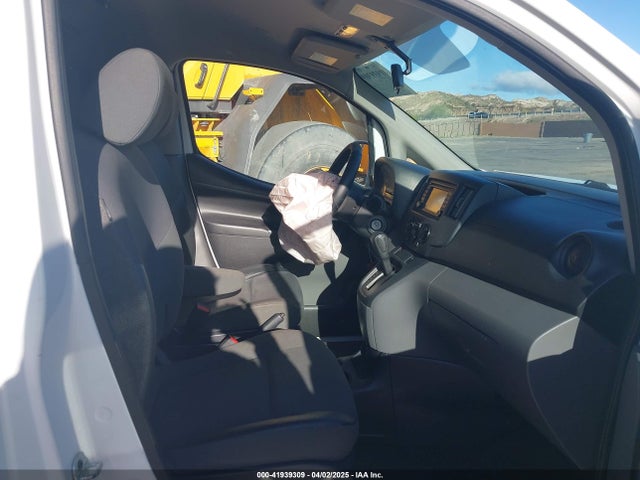 3N6CM0KN3FK733653 Nissan NV200 SV