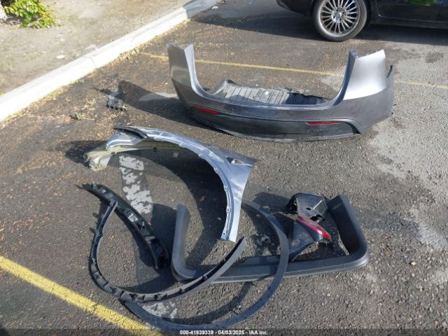 7SAYGDEF5RA322392 Tesla Model Y Performance Dual Motor All-wheel Drive
