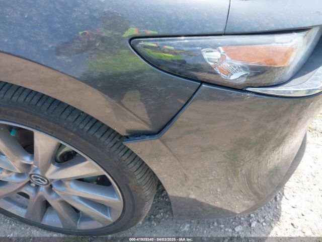 JM1BPACL1M1317639 Mazda Mazda3 Preferred