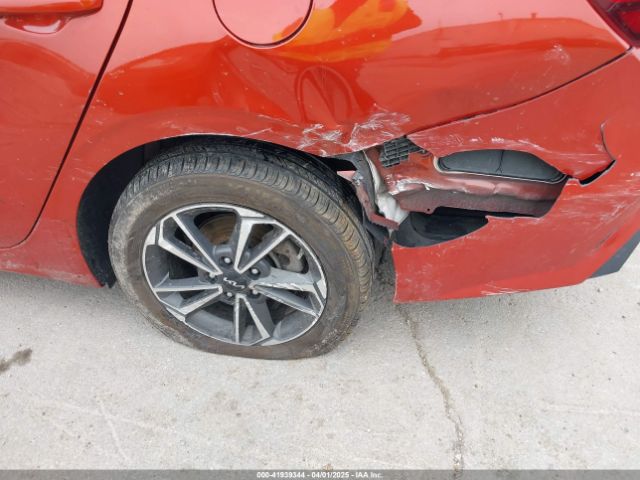 3KPF24AD2NE468128 KIA Forte Lxs
