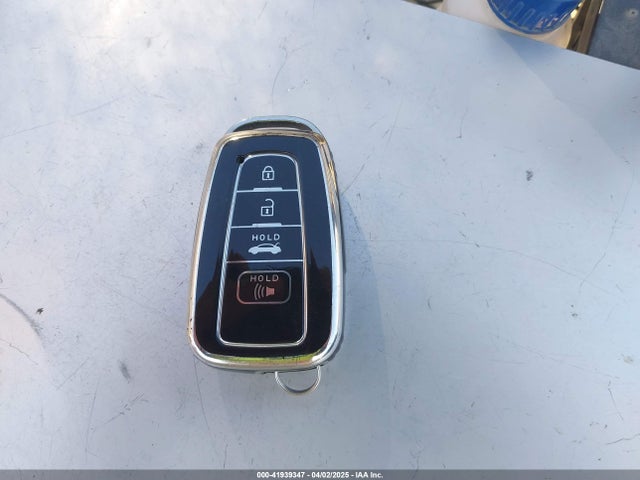4T1R11AK9PU130528 Toyota CAMRY LE