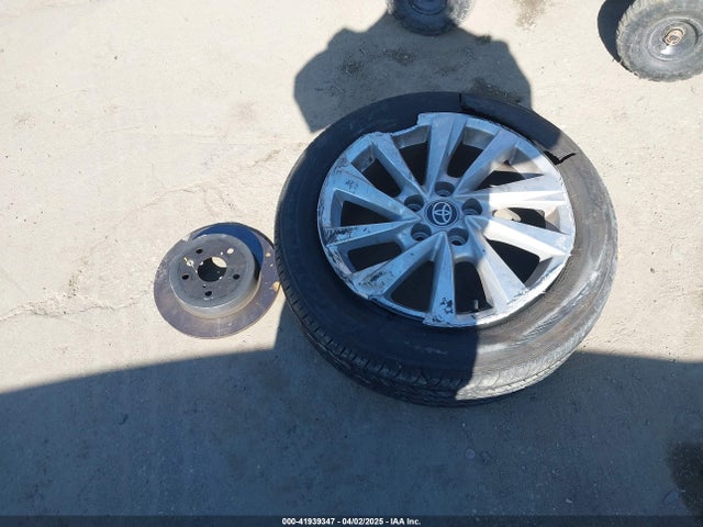 4T1R11AK9PU130528 Toyota CAMRY LE