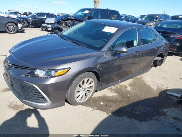 4T1R11AK9PU130528 Toyota CAMRY LE
