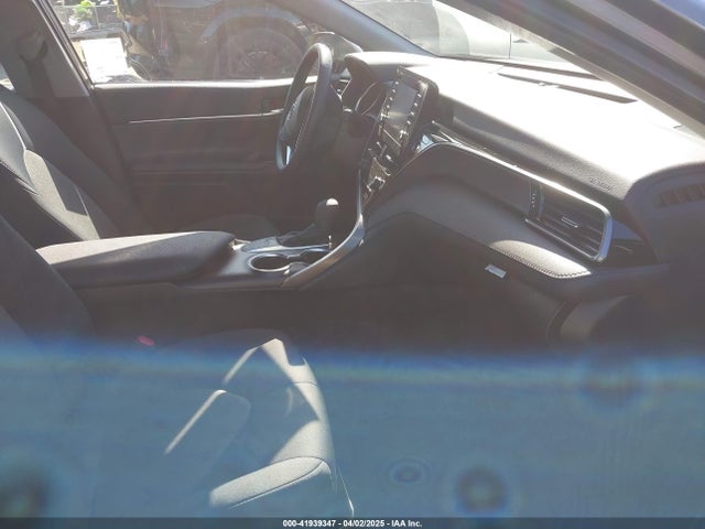 4T1R11AK9PU130528 Toyota CAMRY LE