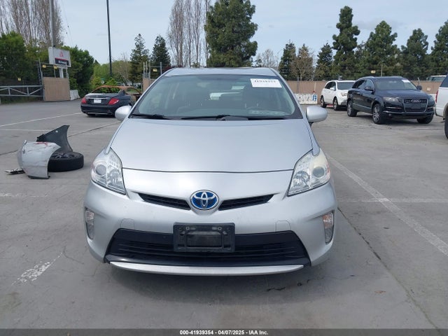 JTDKN3DU9F1990366 Toyota Prius Two