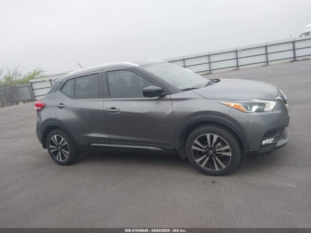3N1CP5CU1KL506188 Nissan KICKS SR