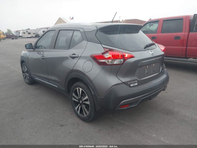 3N1CP5CU1KL506188 Nissan KICKS SR