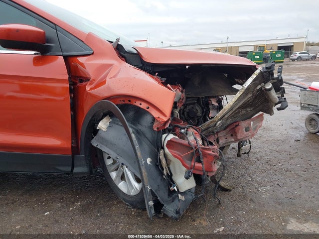 1FMCU0GD2KUC52592 Ford ESCAPE SE