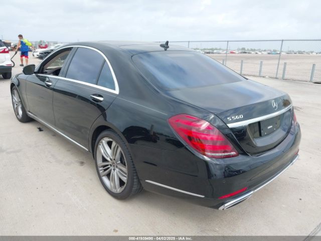 WDDUG8DB0JA389005 Mercedes-Benz S 560