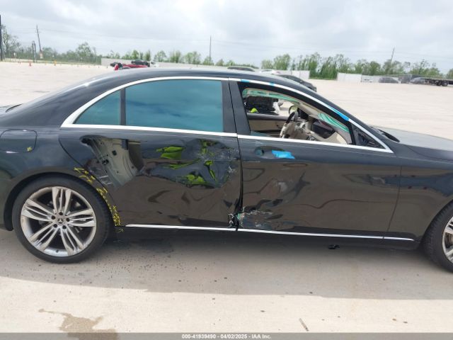 WDDUG8DB0JA389005 Mercedes-Benz S 560
