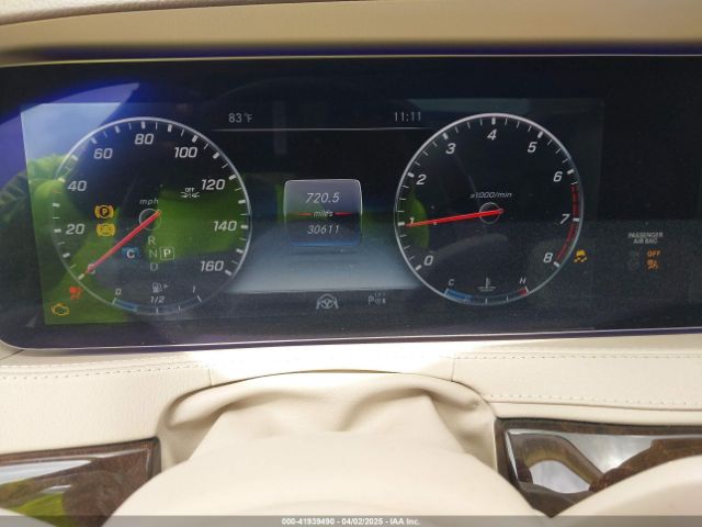 WDDUG8DB0JA389005 Mercedes-Benz S 560