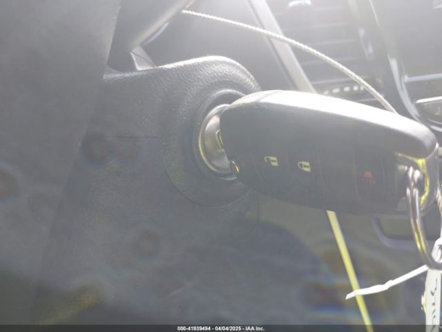 3GNCJKSB5KL233714 Chevrolet TRAX LS