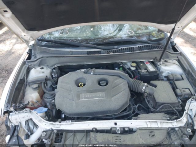 3LN6L2J92GR610837 Lincoln MKZ