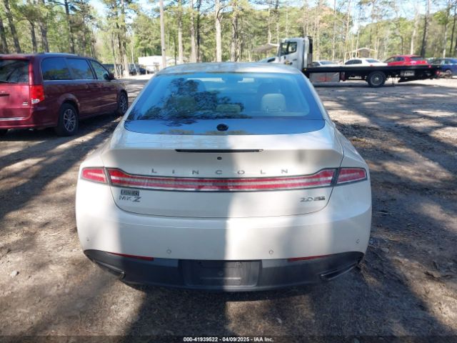 3LN6L2J92GR610837 Lincoln MKZ
