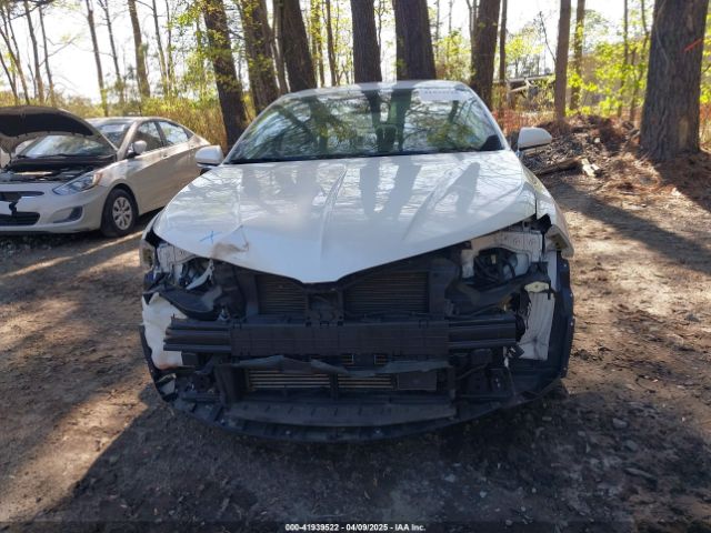 3LN6L2J92GR610837 Lincoln MKZ