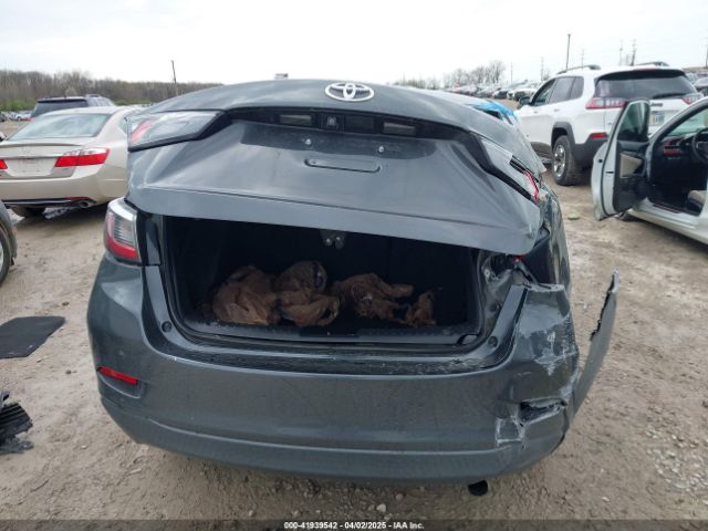 3MYDLBYV3JY319440 Toyota YARIS IA