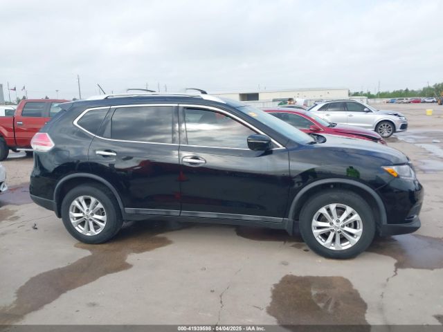 5N1AT2MT8FC914236 Nissan ROGUE SV