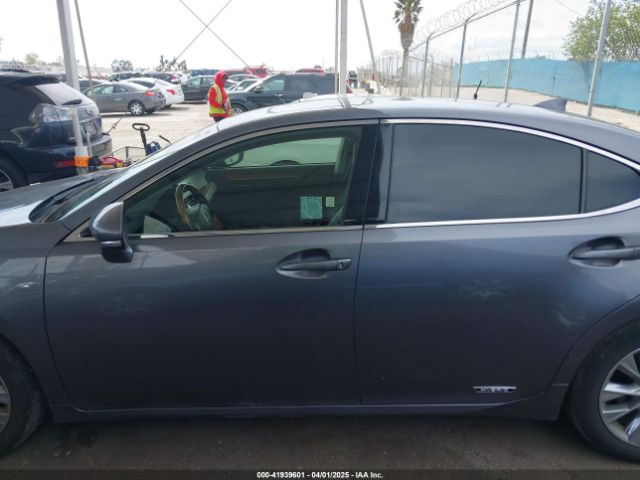 JTHBW1GG5F2083016 Lexus ES 300H