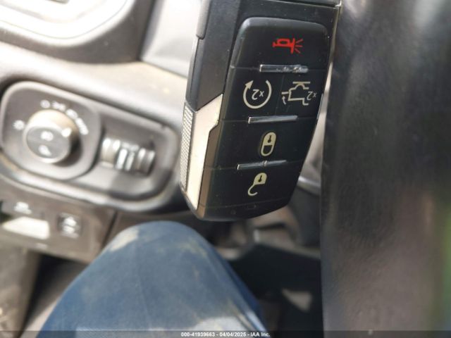 1C6SRFJTXLN417182 RAM 1500 Laramie  4x4 5'7 Box