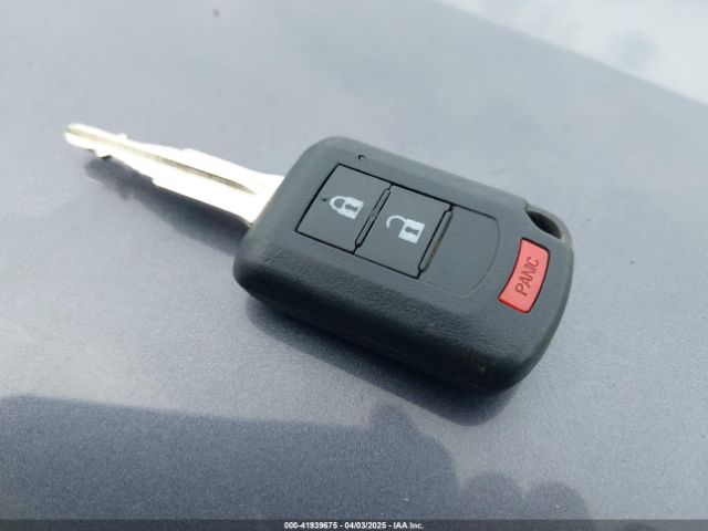 JA4AS3AA9JZ066240 Mitsubishi Eclipse Cross Es