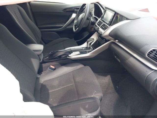 JA4AS3AA9JZ066240 Mitsubishi Eclipse Cross Es