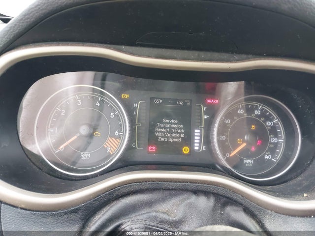 1C4PJLCB9FW737360 Jeep Cherokee Latitude