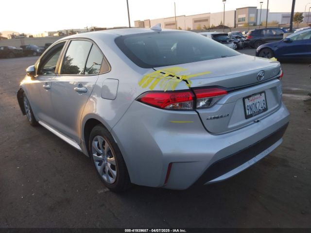 5YFEPMAE1MP211528 Toyota COROLLA LE
